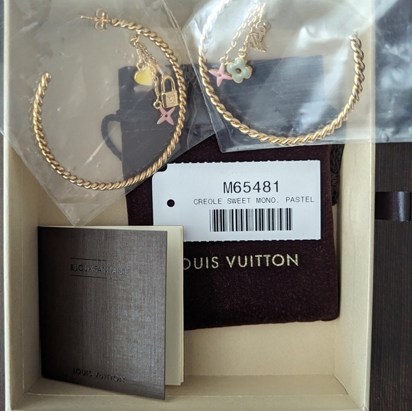 Louis Vuitton Gold and Pink Charm Bracelets - Picture 4 of 9